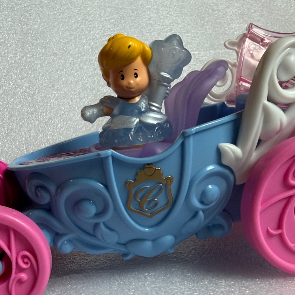 Little People Cinderella Princess Carriage Playset with Lights and Music Works - Picture 4 of 14